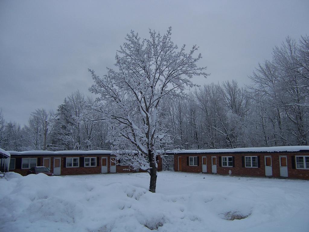 Killington Pico Motor Inn ภายนอก รูปภาพ